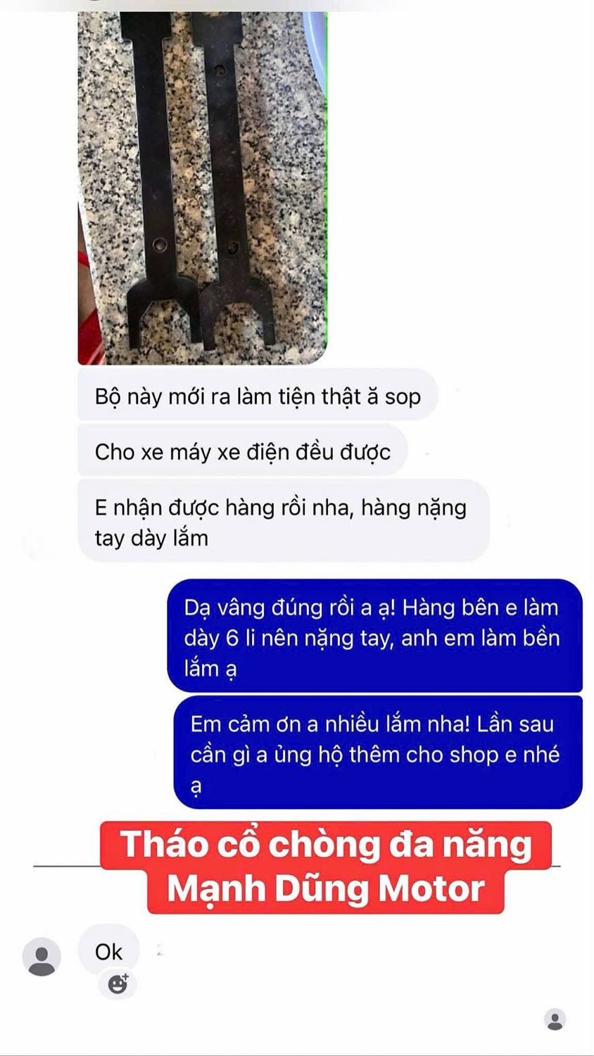 Tin nhắn khách mua bộ 2 cây tháo cổ chòng đa năng: Bộ này mới ra làm tiện thật á shop. Cho xe máy, xe điện đều được. Em nhận được hàng rồi nha, hàng nặng tay, dày lắm.